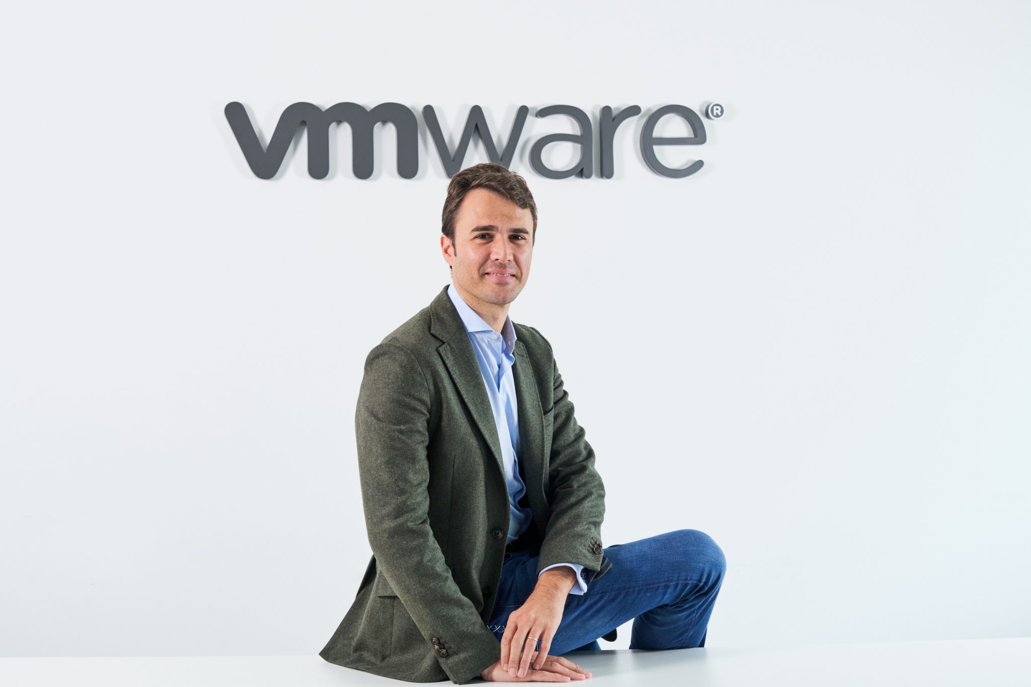 “La tecnología se ve como un impacto positivo en la ciudadanía” Alex Bento, Sales Director Enterprise de VMware Iberia