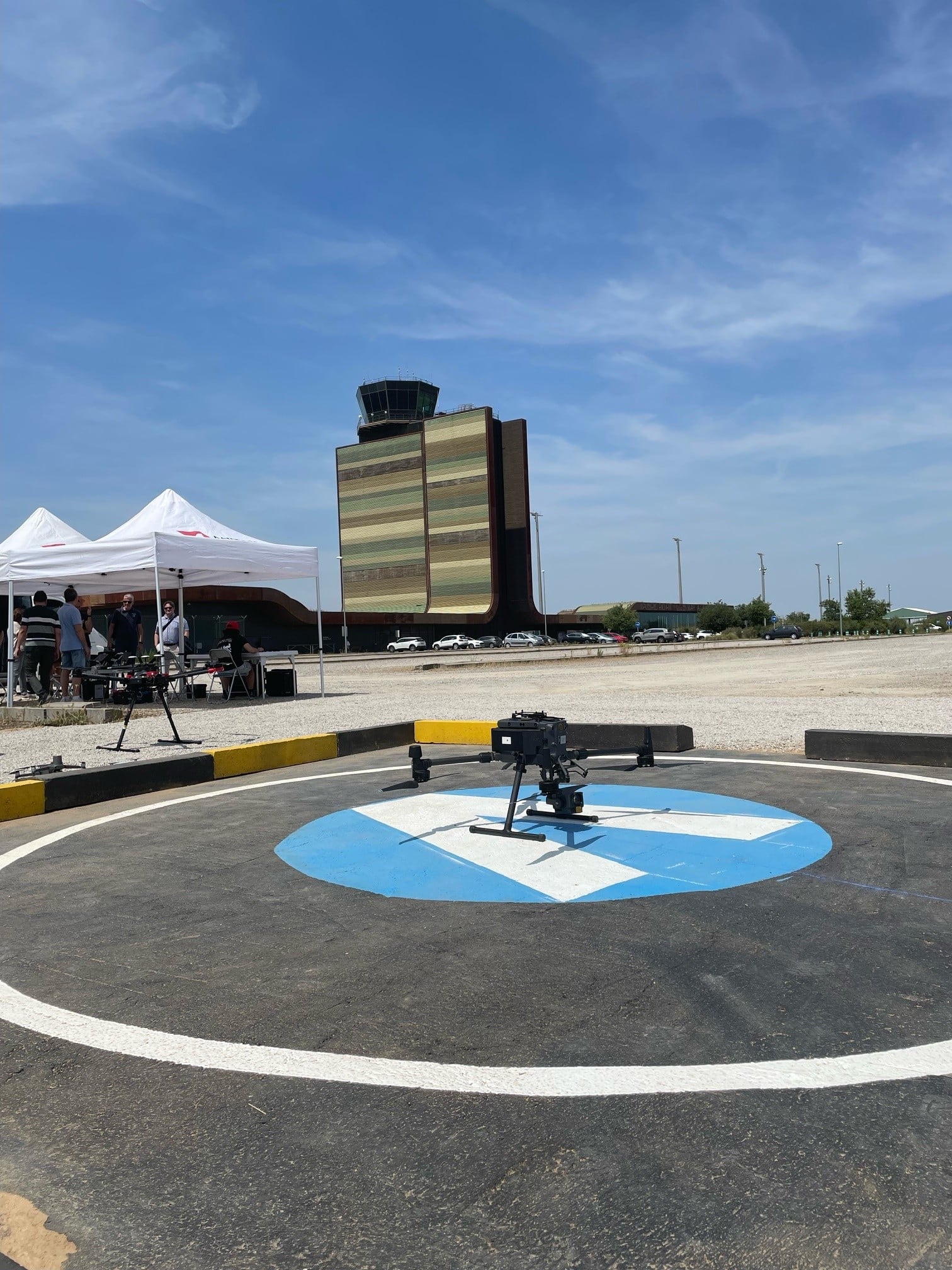 El aeropuerto de Lleida acoge simulaciones de rutas logísticas comerciales con drones